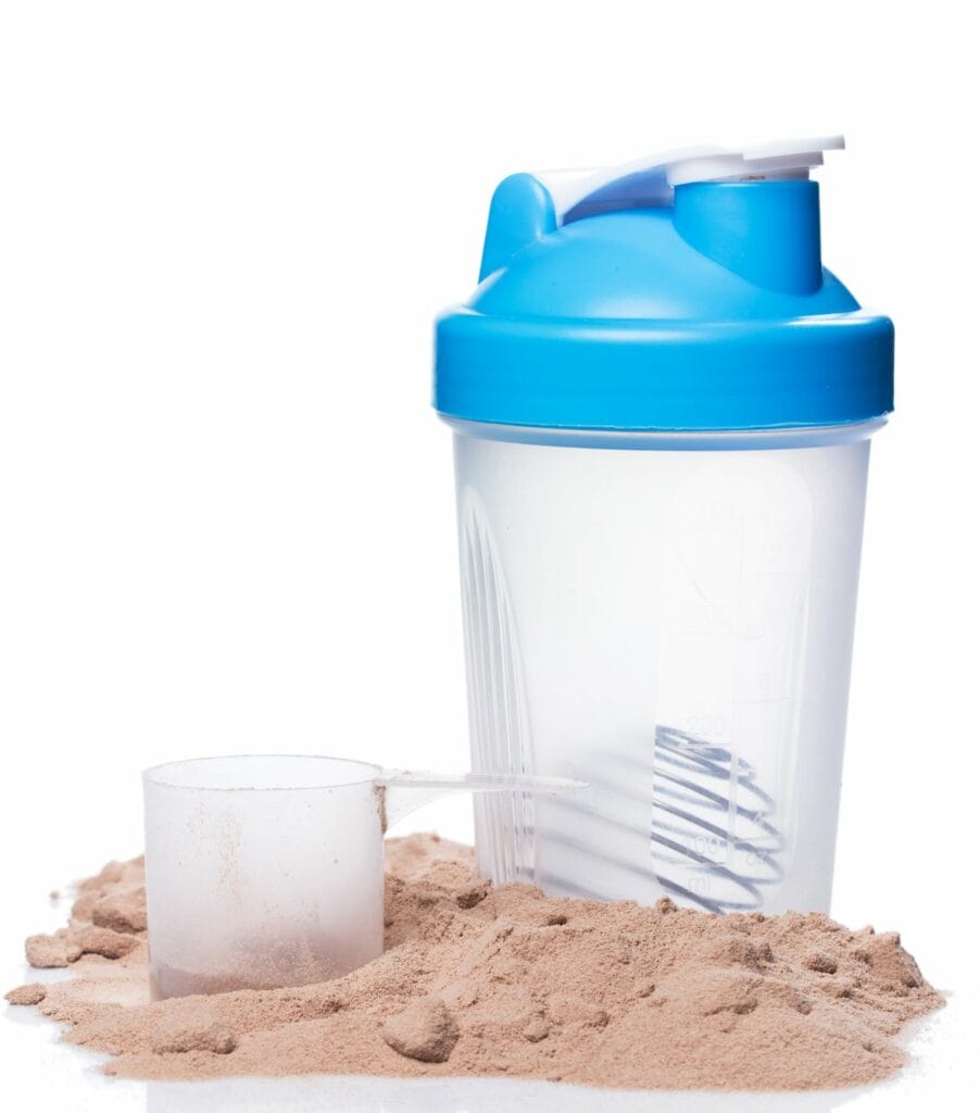 how to mix protein powder without a shaker-image of a shaker with a mixing ball